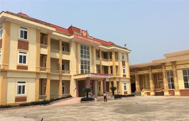 Thanh Hóa: Làm rõ tin đồn "Bí thư xã và nữ cấp dưới buổi tối cố thủ trong nhiệm sở"