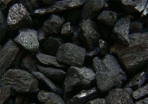 Có nên sử dụng kem đánh răng chứa than?