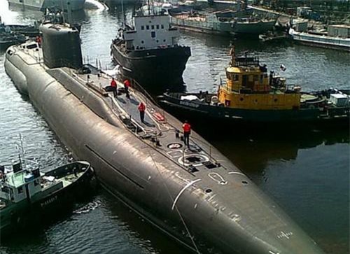 Hai phiên bản siêu đặc biệt của "Hố đen đại dương" Kilo nổi tiếng