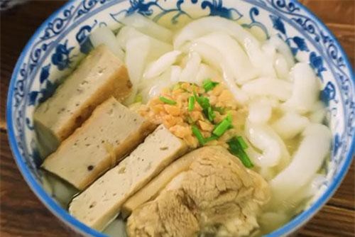 Đút túi bí kíp làm sợi bánh canh bột gạo và bánh canh bột lọc ngon đúng chuẩn