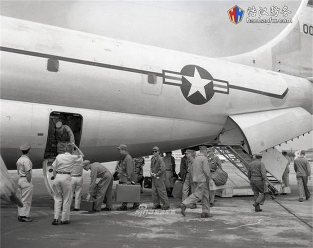 Can canh phien ban cho hang it tieng tam cua phao dai bay B-29-Hinh-3