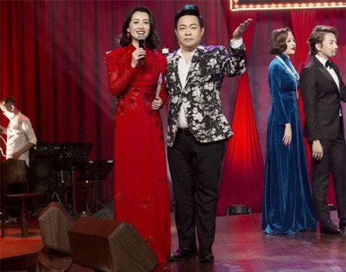 Bị đồn “mất tích đi lấy chồng”, MC Quỳnh Chi tái xuất sóng VTV sau vắng bóng