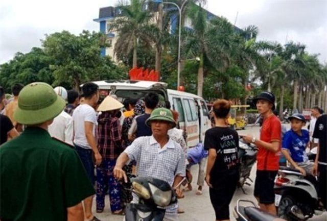 Thanh Hóa: Một du khách Hà Nội chết đuối khi tắm biển Hải Tiến