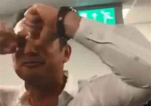 Lampard nhảy nhót tưng bừng, ăn mừng trả đũa đối thủ