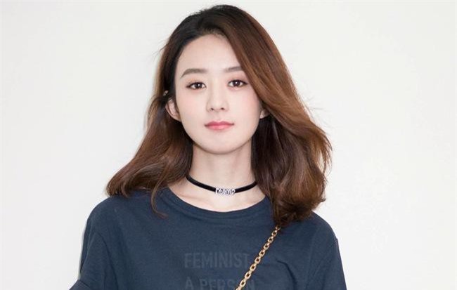 Bị tò mò chuyện sẽ giải quyết thế nào khi chồng ngoại tình, Triệu Lệ Dĩnh chỉ nói 1 câu ai cũng "tâm phục khẩu phục"