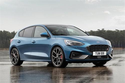 Ford Focus ST 2019: Công suất 276 mã lực, giá từ 896 triệu đồng