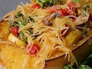 Clip: Chia sẻ 4 món mỳ spaghetti từ loại bí 'đẻ ra' mỳ sợi độc đáo làm 'điên đảo' cộng đồng mạng