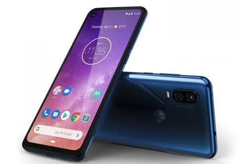 “Trái tim” của Motorola One Vision là vi xử lý Exynos 9609 lõi 8 với tốc độ tối đa 2,2 GHz, GPU MP3-G72 MP3. RAM 4 GB/ROM 128 GB, có khay cắm thẻ microSD với dung lượng tối đa 512 GB. Hệ điều hành Android 9.0 Pie (Android One).