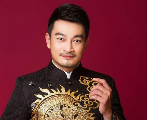 Nam chính "Hương phù sa" bao năm đi làm bằng xe ôm, dè sẻn từng đồng