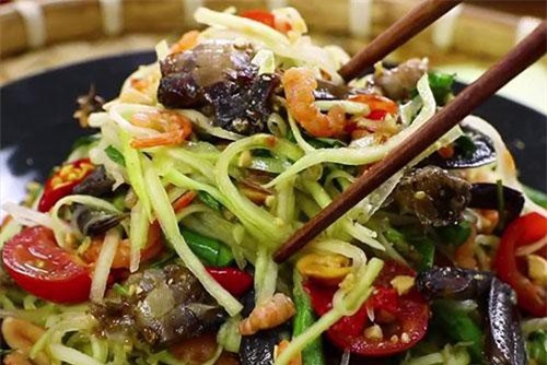 Gỏi đu đủ ba khía giòn ngọt đậm vị miền sông nước 