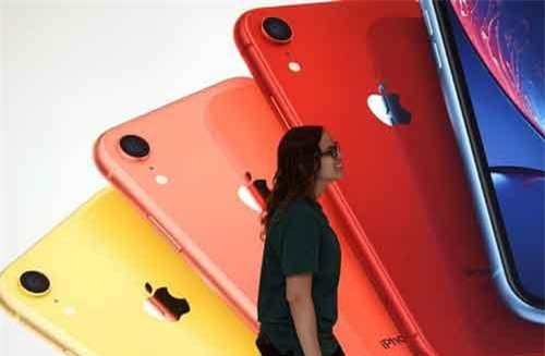 Đối đầu thương mại Mỹ - Trung có thể khiến giá iPhone tăng phi mã