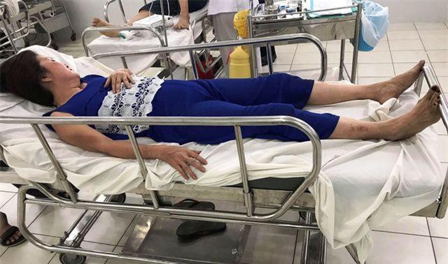 TPHCM: Hai phụ nữ lớn tuổi bị nhóm thanh niên tấn công giữa trung tâm Sài Gòn