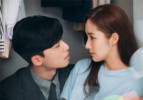 Âm mưu làm cú trót, hốt tiền rồi chia tay sếp già và cái kết bất ngờ