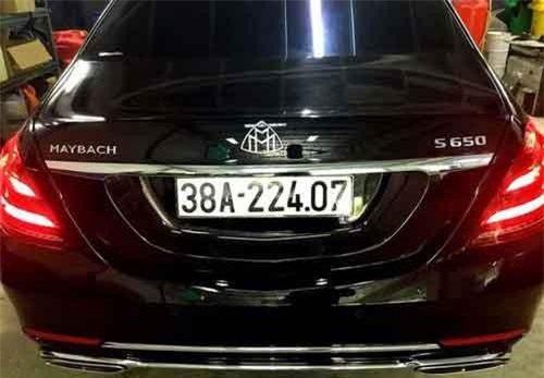 “Phi đội xe khủng” của gia đình nữ đại gia 8X vừa chi 17 tỷ đồng mua Maybach S650 2019