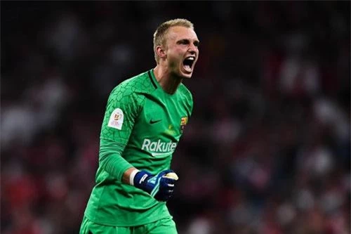 5. Jasper Cillessen.