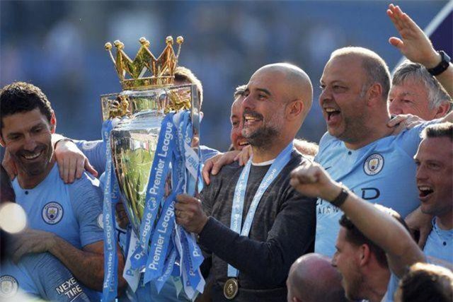 Man City trước cơ hội đoạt “cú ăn ba lịch sử”