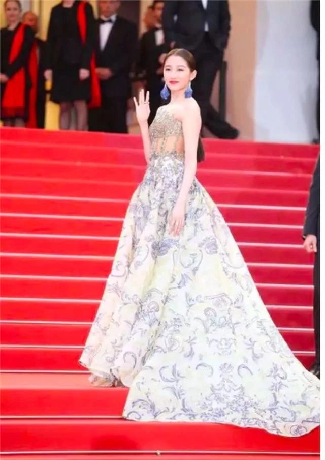 Quan Hiểu Đông đẹp mơ mộng tại Cannes 2019 - 5