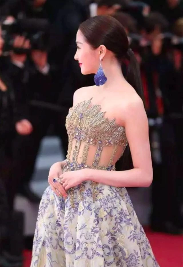 Quan Hiểu Đông đẹp mơ mộng tại Cannes 2019 - 8