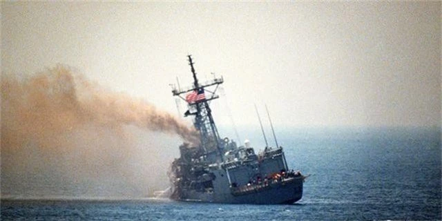Vụ tấn công tên lửa vào tàu chiến Mỹ thành công duy nhất trong 32 năm - 1