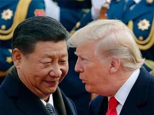 Người tiêu dùng Mỹ thiệt hại vì cuộc chiến thương mại Mỹ-Trung