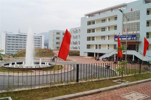 Nguy cơ giải thể trường học trăm tỷ tại Bắc Kạn do không có sinh viên theo học