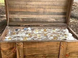 Công ty chôn kho báu đầy vàng, bạc trị giá 2,3 tỷ đồng để mọi người săn lùng