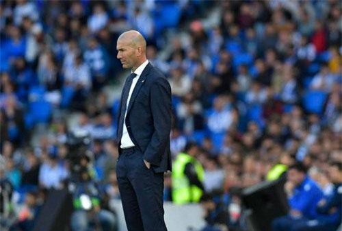 HLV Zidane lớn tiếng khẳng định quyền lực tuyệt đối tại Real Madrid
