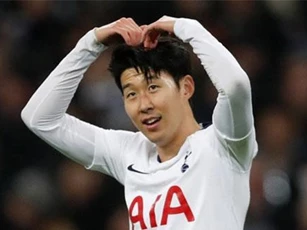 CLIP: 9 bàn thắng đẹp nhất Premier League 2018-2019