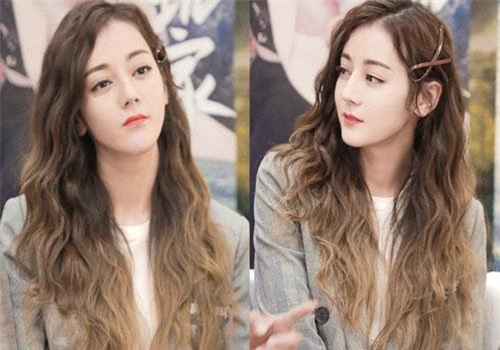 Địch Lệ Nhiệt Ba bùng nổ nhan sắc với mái tóc xoăn siêu xinh hút ngàn like ngàn share