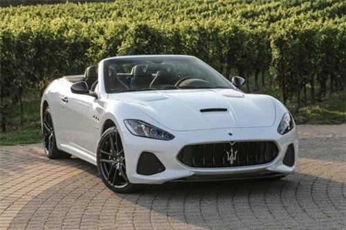 Maserati GranCabrio MC 2019. 