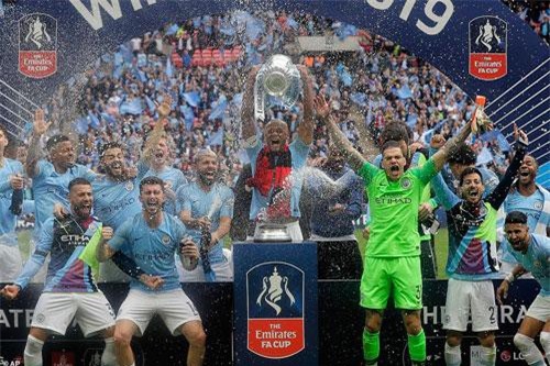 M.U sướng rên khi Man City vô địch FA Cup