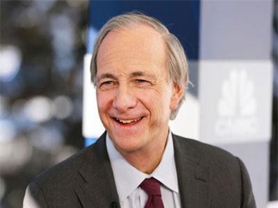 Từ mua cổ phiếu năm 12 tuổi thành ông chủ đế chế đầu tư trăm tỷ "đô"