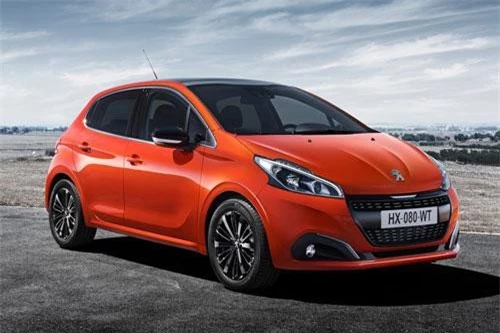 2. Peugeot 208 (doanh số: 9.495 chiếc).