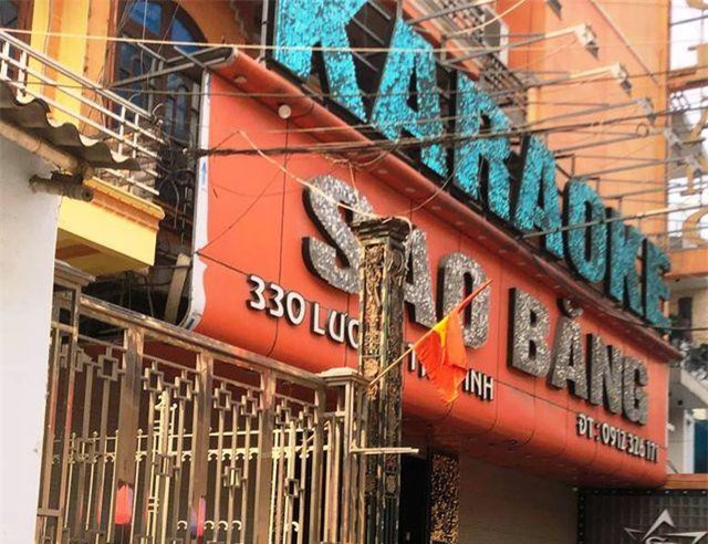 Nghi án nổ súng tại quán karaoke khiến 1 người tử vong