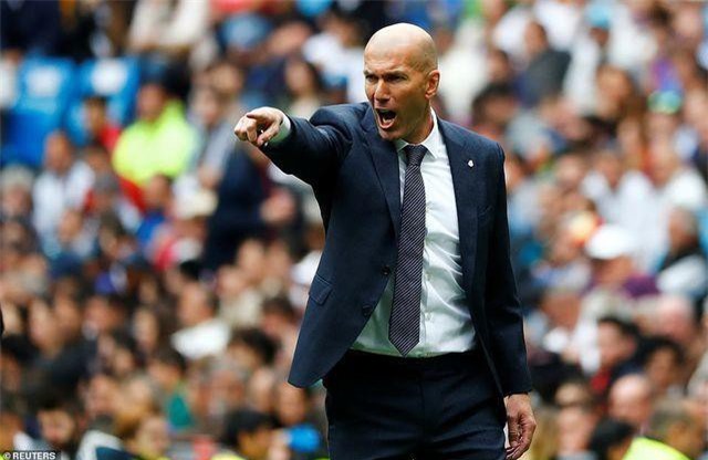 Zidane có còn là ‘đôi đũa thần’ của Rea!?
