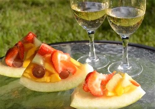 CLIP: Cách làm món rau câu dưa hấu trái cây mát lạnh cho ngày nóng đỉnh điểm