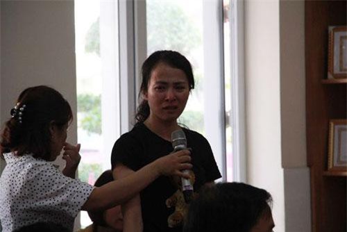 Hải Phòng: Buộc thôi việc cô giáo tát, đánh nhiều học sinh lớp 2 trong giờ kiểm tra