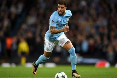 2. Kyle Walker (Man City). Tốc độ cao nhất: 35,27 km/h.