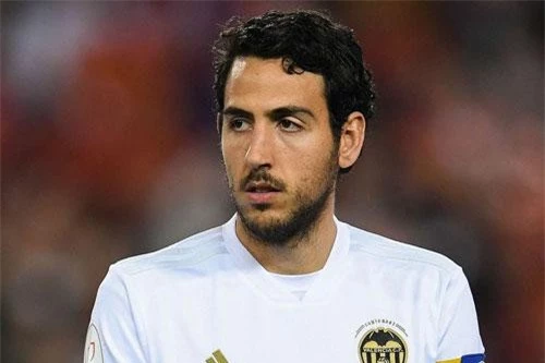 Tiền vệ: Dani Parejo (Valencia).