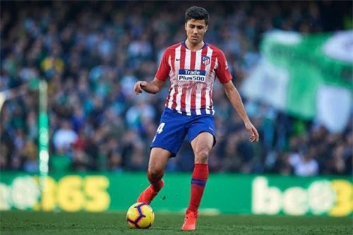 Tiền vệ: Rodrigo Hernandez (Atletico Madrid).