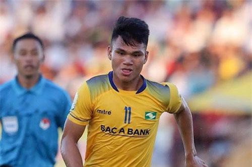Top 5 pha bỏ lỡ đáng tiếc nhất vòng 10 V.League 2019: Gọi tên Xuân Mạnh