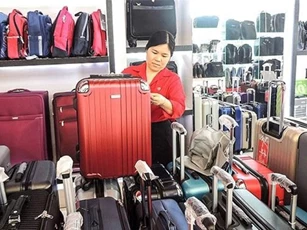 Thị trường vali kéo bắt đầu "đắt khách" trước mùa du lịch
