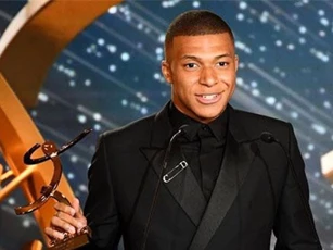 PSG gửi thông điệp cứng rắn tới Mbappe