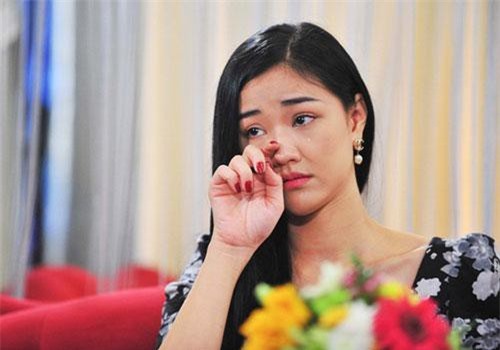 "Vợ Ba" dừng chiếu vì cảnh 18+ gây tranh cãi, Maya khiến ai cũng choáng vì kêu gọi điều này