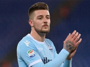 Juventus đàm phán mua tiền vệ hay nhất Serie A