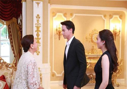 Đến nằm mơ, tôi cũng chưa bao giờ nghĩ tới việc chồng mình bị người yêu cũ "xỏ mũi dắt đi" dễ dàng thế