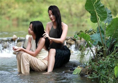 CHUYỆN SHOWBIZ (22/5): Maya lên tiếng 'sốc' khi phim Vợ ba dừng chiếu vì cảnh 18+, Rapper Đen Vâu phủ nhận tin đồn tình cảm với H’hen Niê