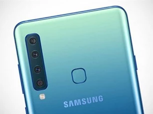 Smartphone 4 camera sau của Samsung giảm giá hơn 4 triệu