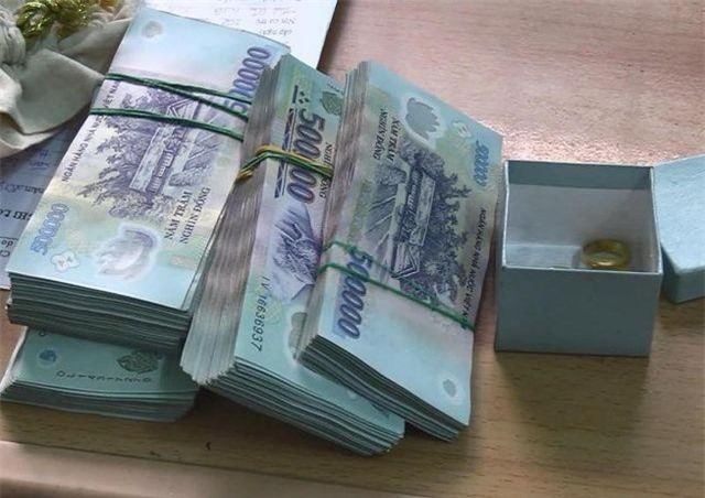 Bình Dương: Người giúp việc trộm hơn gần 300 triệu đồng của chủ