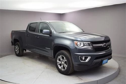 4. Chevrolet Colorado LT 4x4 Crew Cab Long Box 2019.